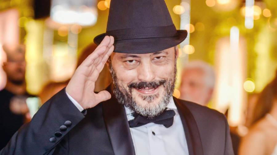الفنان عمرو عبد الجليل